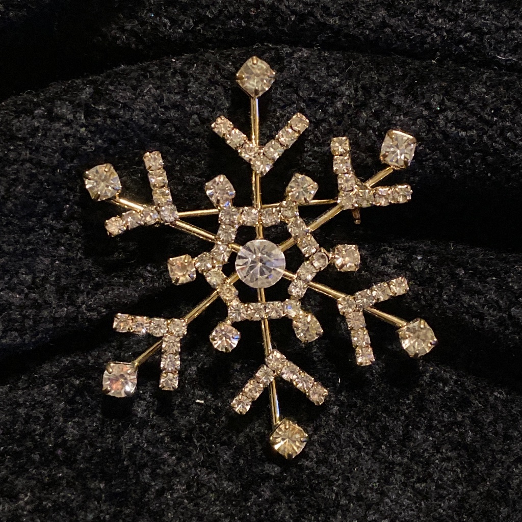 Vtg Rhinestone Snowflake Brooch